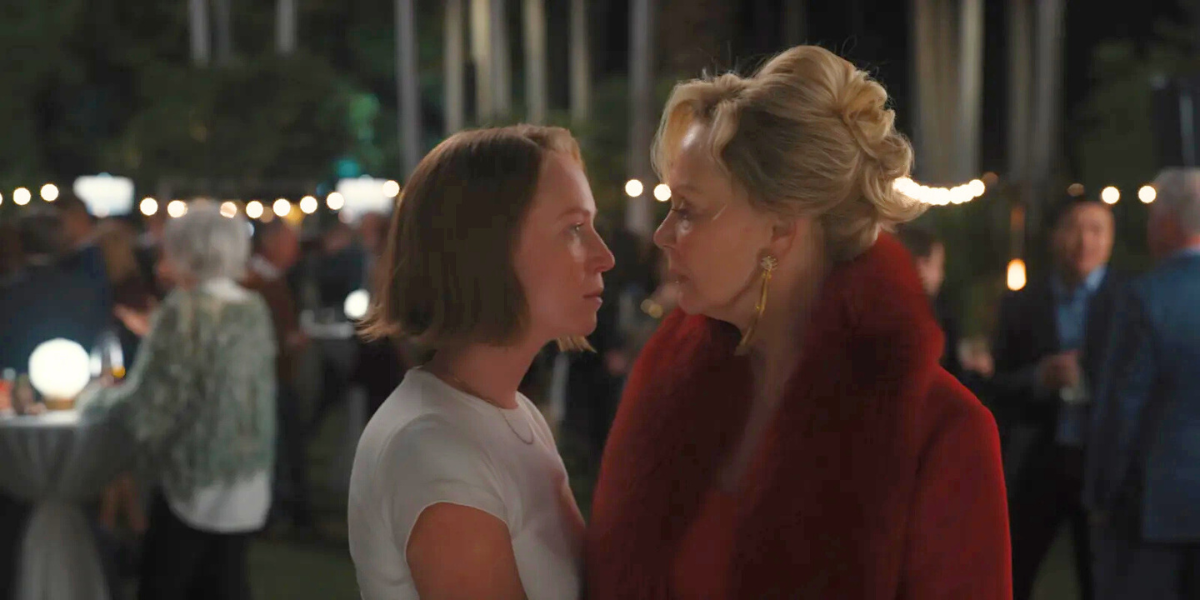 ava and deborah in Hacks season 4